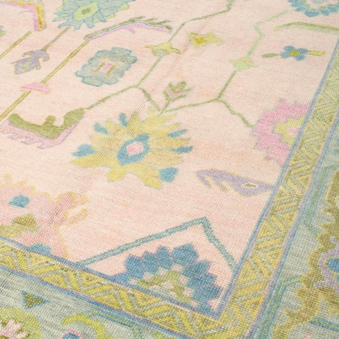 Peach Floral Shape Unique Abestract Green Accent Turkish Rug Knots Bedroom Rug For Living Room Bedroom- Low Pile Rug 5x8 6x9 7x10 8x10 9x12 10x14 Large Area Rug