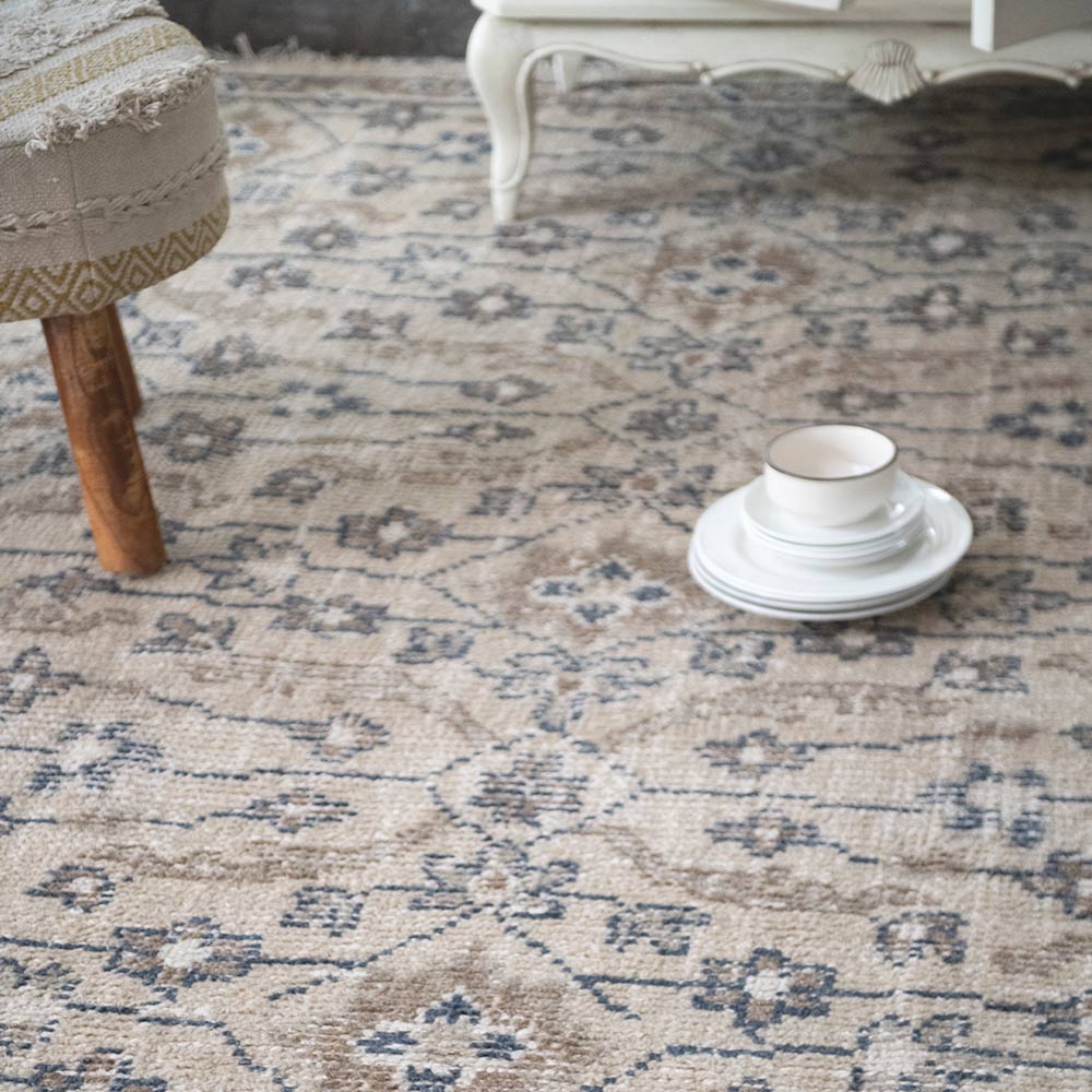 Hand Knotted Cream New Zealand Woollen Rug