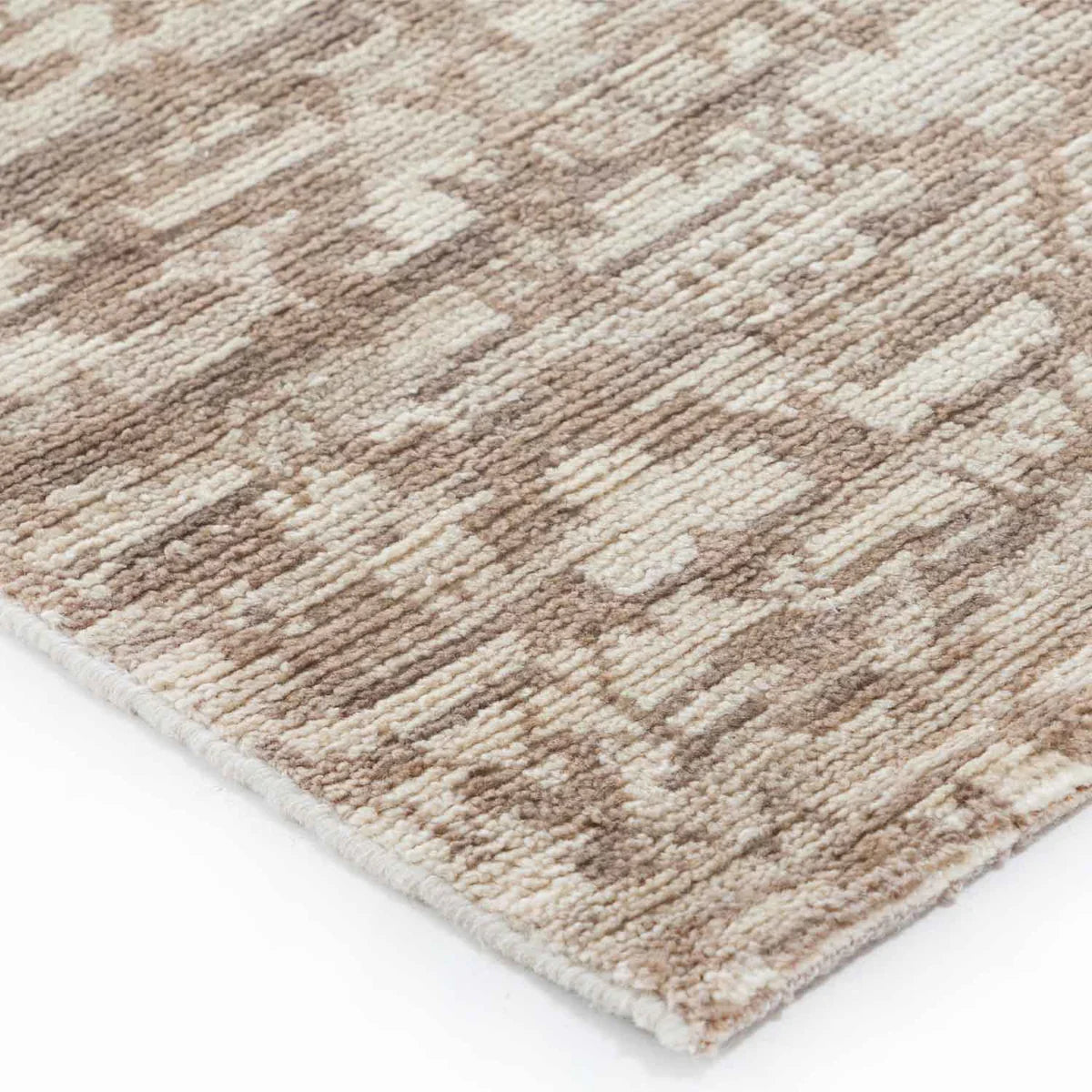 Hand Knotted Beige New Zealand Woollen Rug