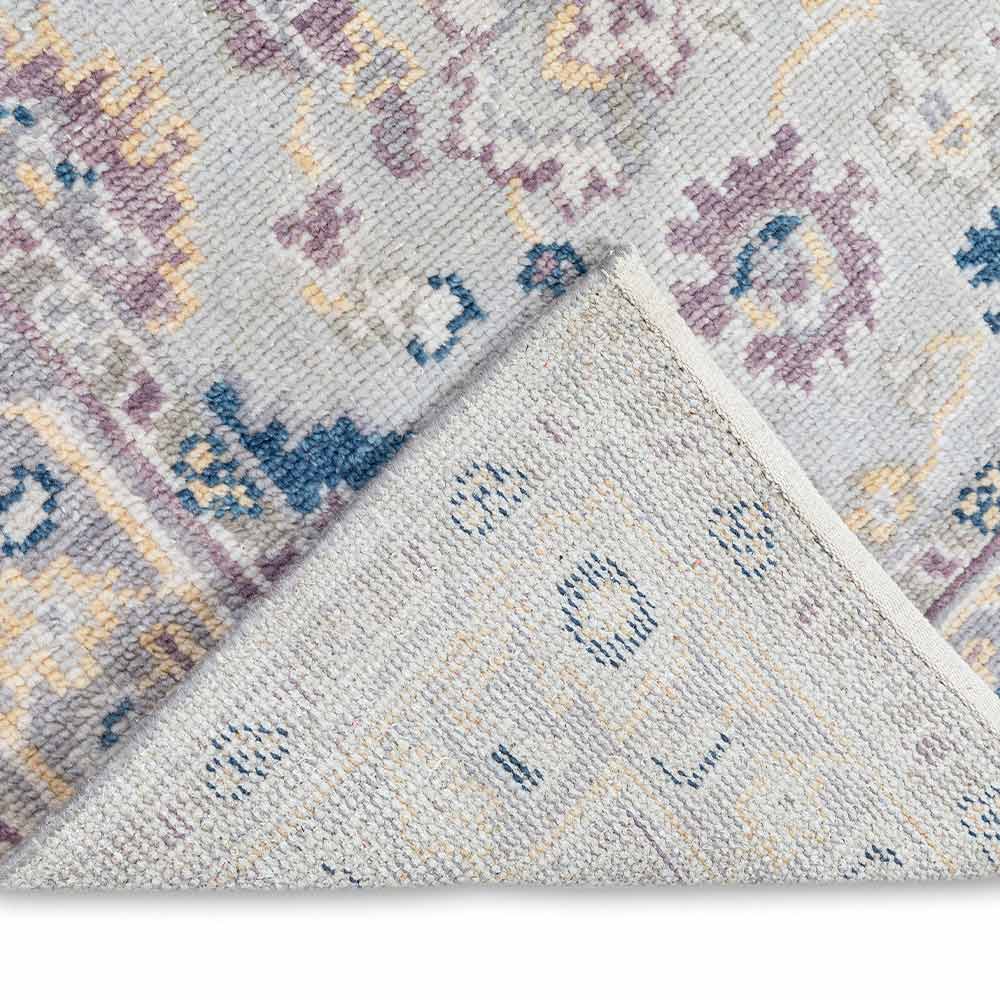 Light Shade Woollen Hand Knotted Premium Rug