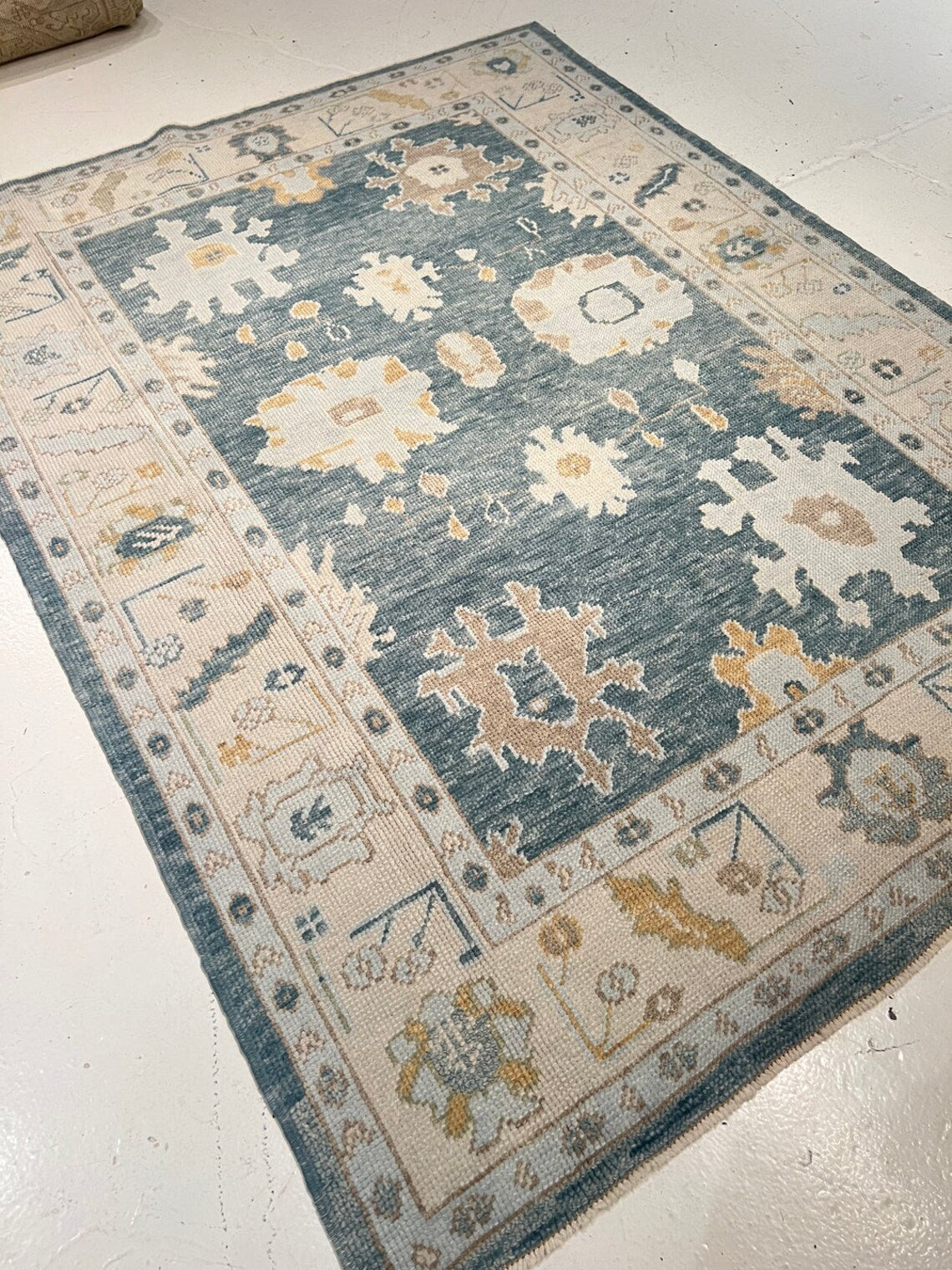 Low Pile Modern Boho Rug For Bedroom Eclectic Wool Multi Colorful Rug Hand Knotted 8X10 Floral Carpet Decore Rug Hand Woolen Rug Hallway Rug Bedroom