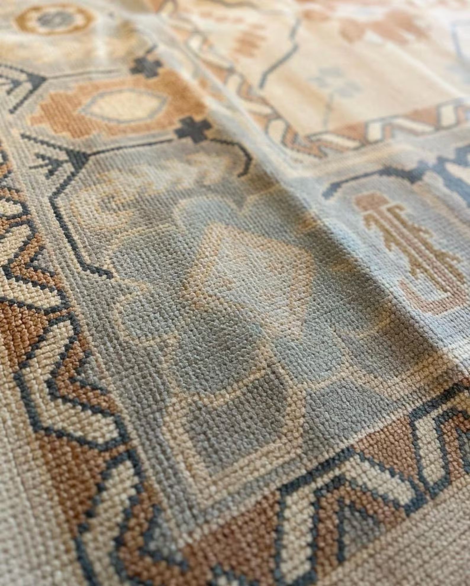Large Oushak Area Rug – Hand Knotted Turkish Wool Carpet in Muted Colors, Vintage Style Living Room or Bedroom Rug