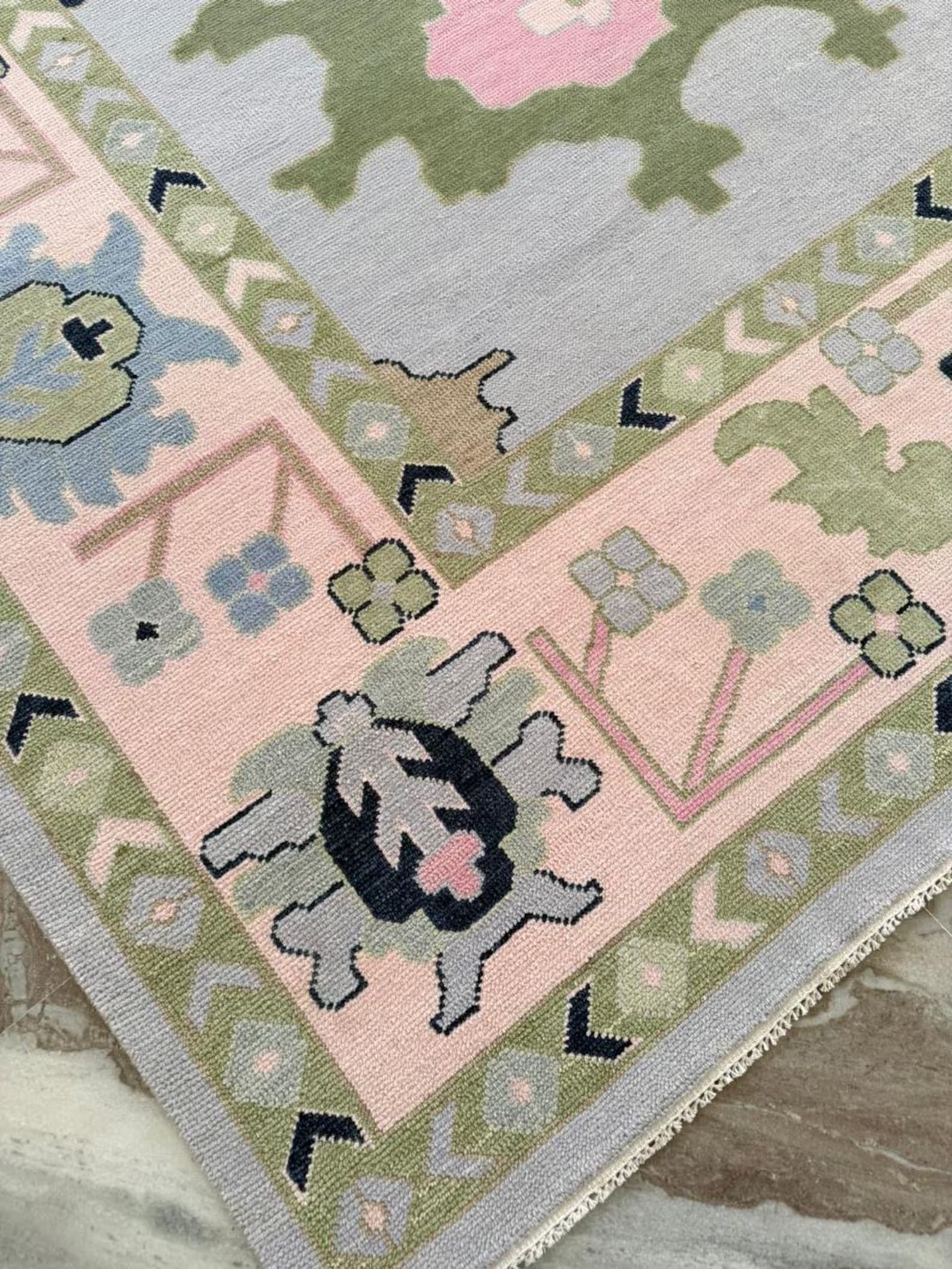 Hand-Knotted Oushak Rug in Pastel Green, Pink & Blue | Soft Wool Area Rug | Traditional Turkish Design | Carpet Craft Decor | Hand Knotted Carpet