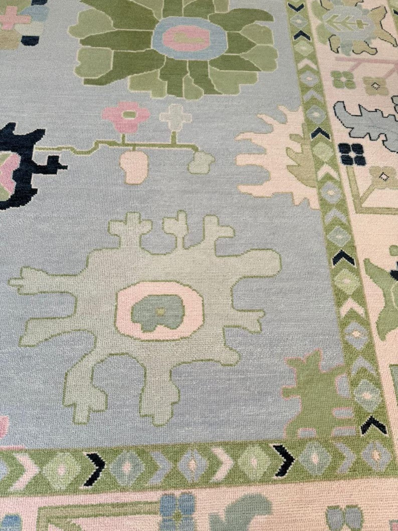 Hand-Knotted Oushak Rug in Pastel Green, Pink & Blue | Soft Wool Area Rug | Traditional Turkish Design | Carpet Craft Decor | Hand Knotted Carpet