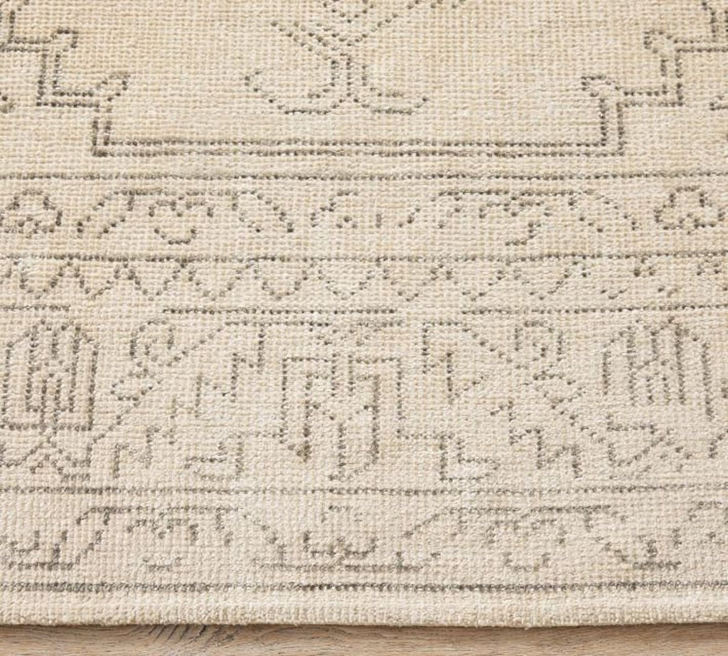 Flatweave Beige Tribal Area Rug – Subtle Geometric Pattern in Monochrome Tones – Lightweight, Low Pile, Modern Boho Style – 6x9 ft